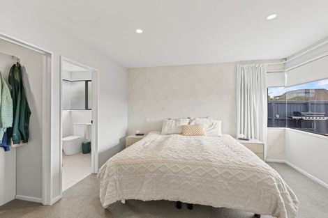 Photo of property in 2 Anglesea Avenue, Parklands, Christchurch, 8083