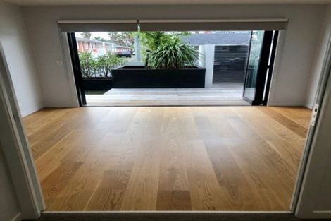 Photo of property in Frank Sargeson Apts, 2/74g Anzac Street, Takapuna, Auckland, 0622