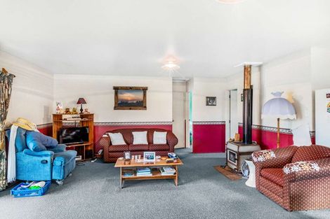 Photo of property in 32 Scotswood Street, Waikaia, 9778