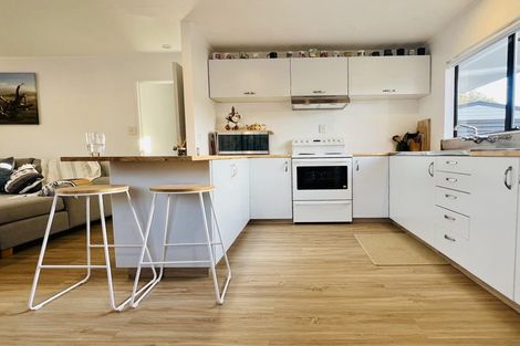 Photo of property in 65a Victoria Street, Coromandel, 3506