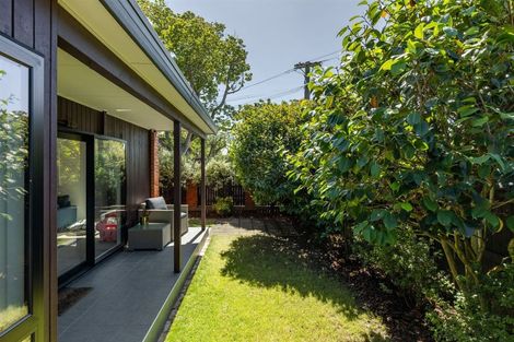 Photo of property in 114 Saint James Avenue, Papanui, Christchurch, 8053