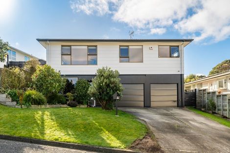 Photo of property in 19 Penryn Drive, Camborne, Porirua, 5026