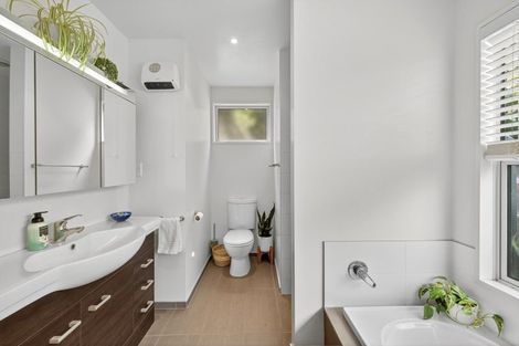 Photo of property in 39 Park Terrace, Corsair Bay, Lyttelton, 8082