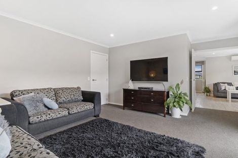 Photo of property in 7 Livingstone Drive, Papamoa Beach, Papamoa, 3118