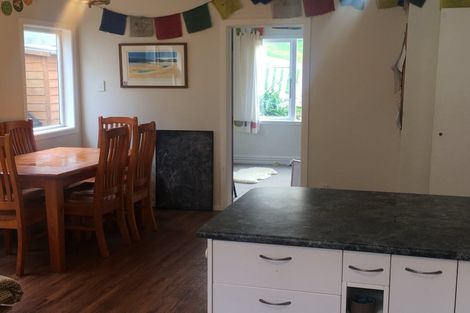 Photo of property in 62 Eden Street, Island Bay, Wellington, 6023