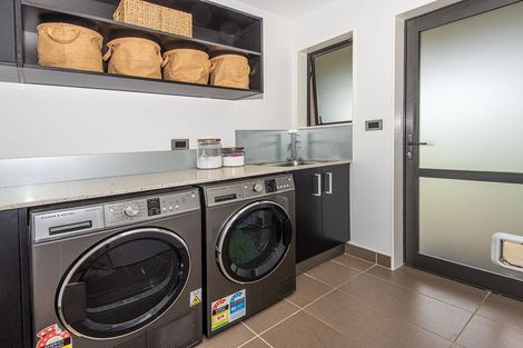 Photo of property in 60 Forest View Road, Te Kamo, Kamo, 0185