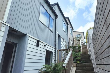 Photo of property in 44d Cyclarama Crescent, Massey, Auckland, 0614