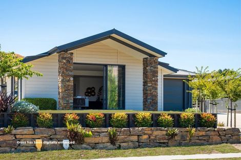 Photo of property in 16 Makomako Road, Wanaka, 9305