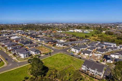 Photo of property in 1 Kaimai Avenue, Massey, 0614