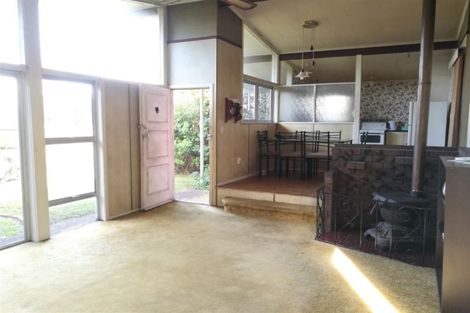 Photo of property in 3 Mckenzie Road, Mangere Bridge, Auckland, 2022