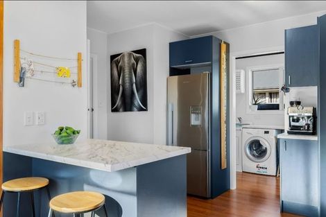 Photo of property in 37 Niagara Street, Wainoni, Christchurch, 8061