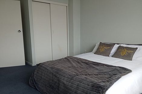 Photo of property in Grandstand Apartments, 37/80 Kent Terrace, Mount Victoria, Wellington, 6011