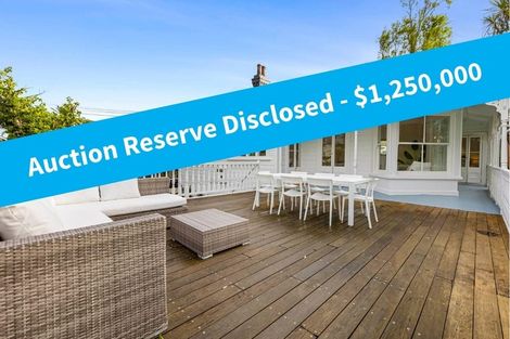 Photo of property in 25 Princes Street, Northcote Point, Auckland, 0627