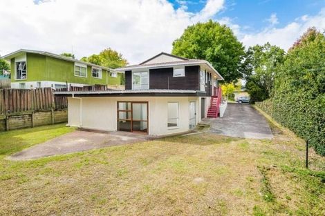Photo of property in 7 Ellice Road, Totara Vale, Auckland, 0629