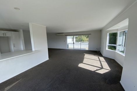 Photo of property in 12 Alice Place, Hillcrest, Auckland, 0627