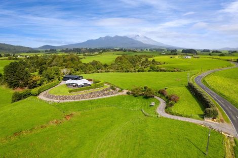Photo of property in 169 Upper Pitone Road, Pitone, New Plymouth, 4374