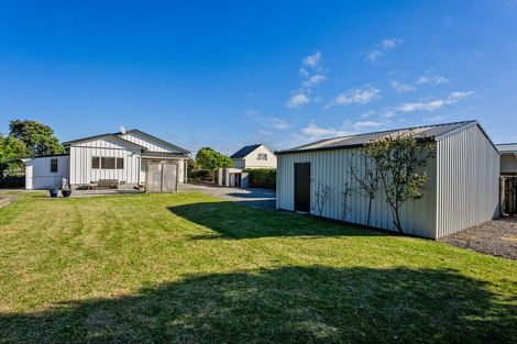 Photo of property in 8 Manuka Street, Otaki Beach, Otaki, 5512