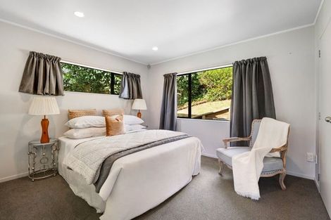 Photo of property in 11 Felicity Place, Unsworth Heights, Auckland, 0632