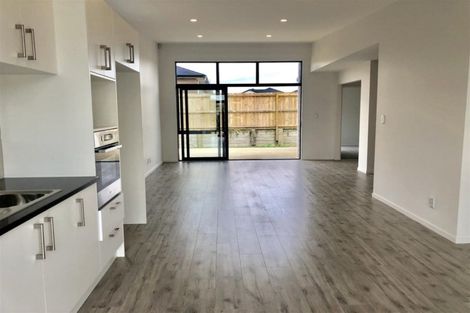 Photo of property in 7 Hoiho Road, Pukekohe, 2120