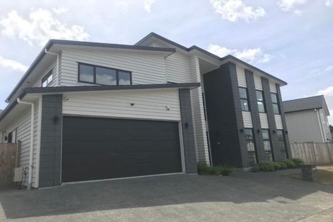 Photo of property in 18 Spyglass Street, Red Beach, 0932