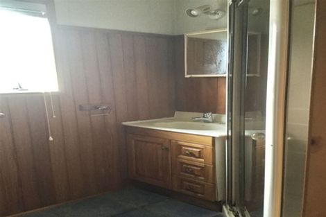 Photo of property in 56 Sherwood Avenue, Te Atatu South, Auckland, 0610