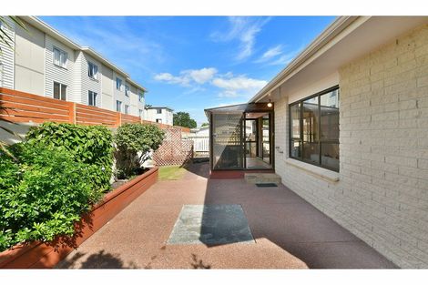 Photo of property in 6b Moenui Avenue, Orewa, 0931