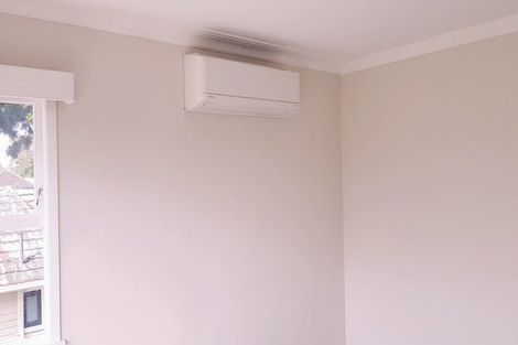 Photo of property in 81 Raglan Street, Mangere East, Auckland, 2024