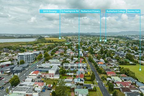 Photo of property in 13 Peachgrove Road, Te Atatu Peninsula, Auckland, 0610