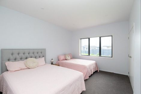 Photo of property in 22 Mcwatters Drive, Ngatea, 3503