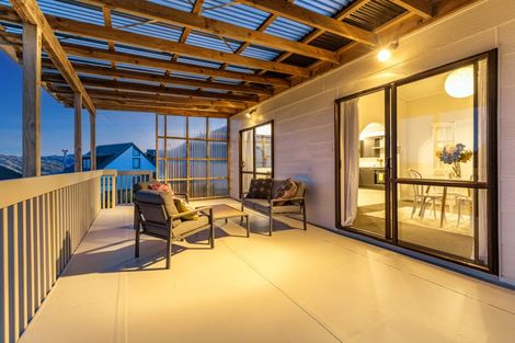 Photo of property in 28 Mercury Way, Whitby, Porirua, 5024