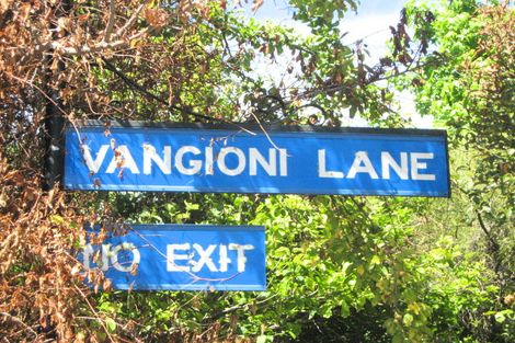 Photo of property in 11 Vangioni Lane, Akaroa, 7520