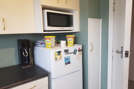 Photo of property in 68u3 Hill Street, Thorndon, Wellington, 6011