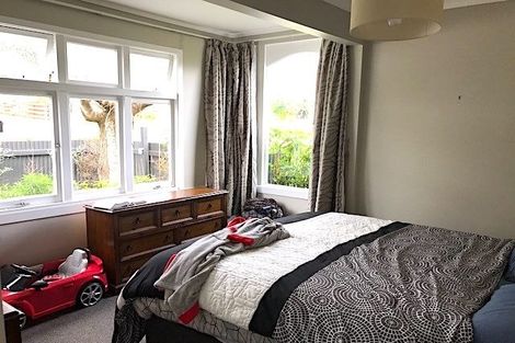 Photo of property in 28 Matenga Street, Waikanae, 5036