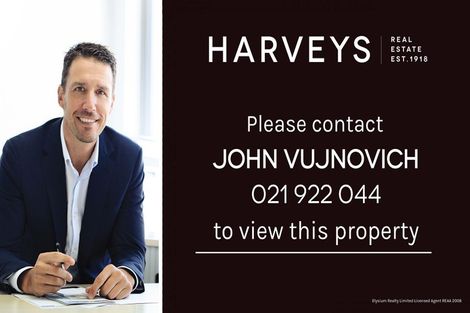 Photo of property in 12 Renata Crescent, Te Atatu Peninsula, Auckland, 0610