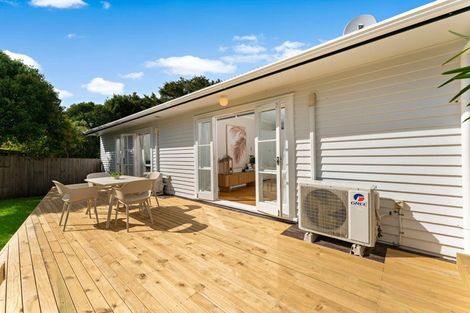 Photo of property in 1/15 Manuka Road, Bayview, Auckland, 0629