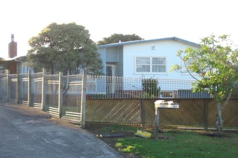 Photo of property in 18a Hepburn Road, Glendene, Auckland, 0602