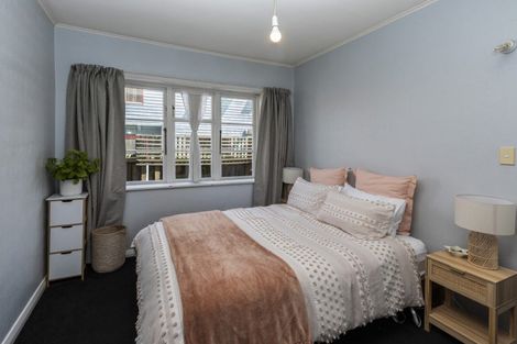 Photo of property in 17 Paeroa Street, Riccarton, Christchurch, 8041