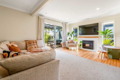 Photo of property in 15a Lodge Avenue, Mount Maunganui, 3116