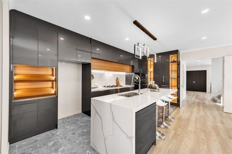Photo of property in 54 Hikuawa Road, Flat Bush, Auckland, 2019