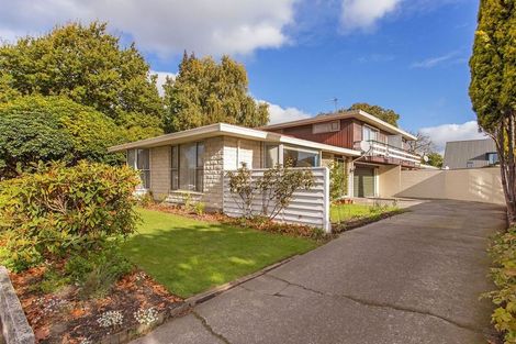 Photo of property in 427 Memorial Avenue, Burnside, Christchurch, 8053