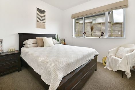 Photo of property in 9 Kaipuke Crescent, Gulf Harbour, Whangaparaoa, 0930