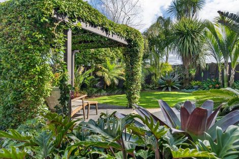 Photo of property in 6 Pemberton Crescent, Greerton, Tauranga, 3112