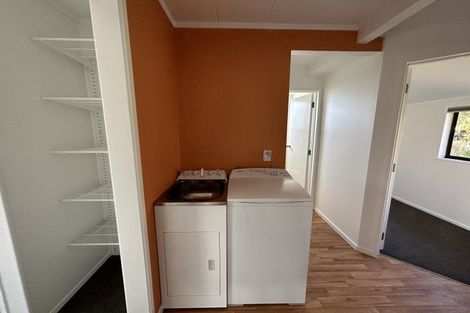 Photo of property in 71 Manuka Crescent, Wanaka, 9305