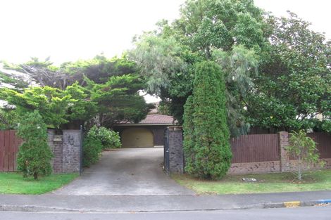 Photo of property in 3 Sunrise Lane, Te Atatu South, Auckland, 0610