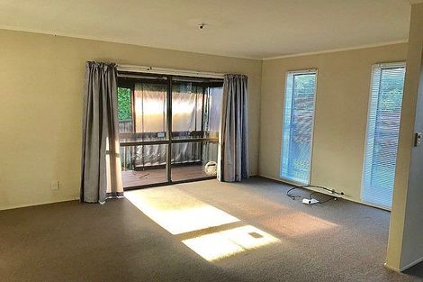 Photo of property in 3/51 Shakespeare Road, Milford, Auckland, 0620