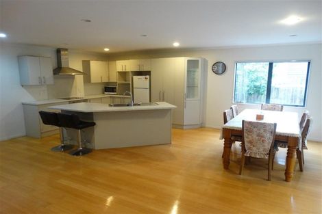 Photo of property in 48 Rising Parade, Fairview Heights, Auckland, 0632