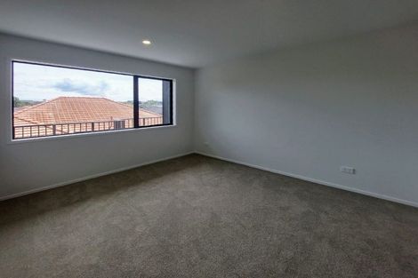 Photo of property in 1/122a Bucklands Beach Road, Bucklands Beach, Auckland, 2012