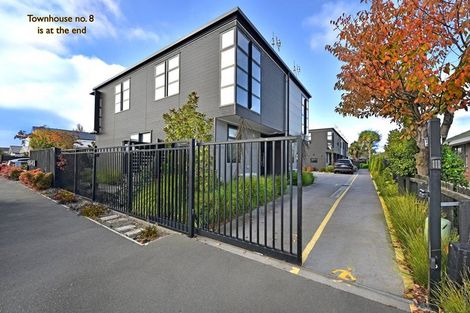 Photo of property in 8/68 Barbour Street, Waltham, Christchurch, 8011