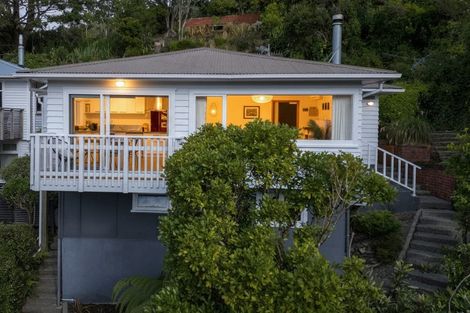 Photo of property in 103 Makara Road, Karori, Wellington, 6012