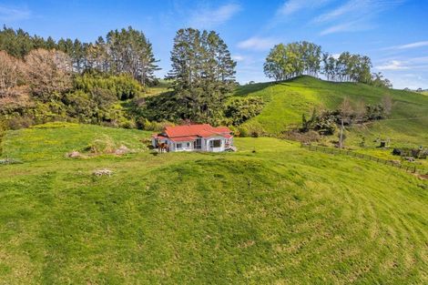 Photo of property in Makara Road, Te Popo, Stratford, 4394
